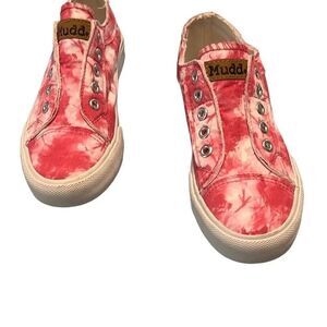 Mudd girls slip on sneakers. Size 2. Tie dyed effect.